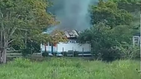 escuela de nechi quemada