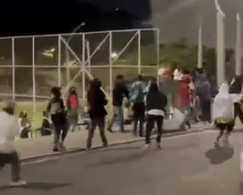 Una persona fallecida y múltiples heridos: jóvenes se citan para pelear con machetes en El Salado