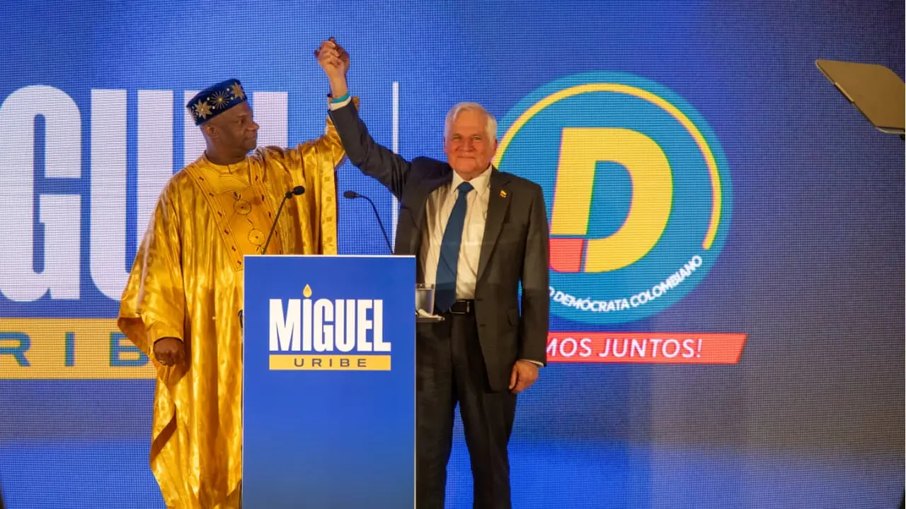 Miguel Uribe Londoño anuncia su candidatura presidencial con apoyo del Partido Demócrata Colombiano