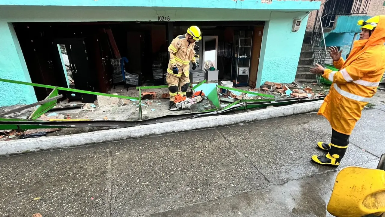 Emergencias en Medellín por lluvias dejan inundaciones y heridos