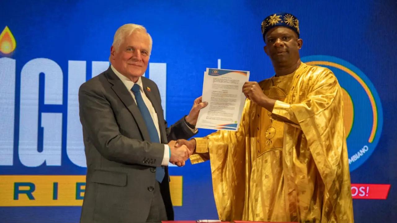 Miguel Uribe Londoño anuncia su candidatura presidencial con apoyo del Partido Demócrata Colombiano