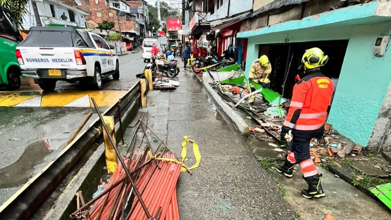 Emergencias en Medellín por lluvias dejan inundaciones y heridos