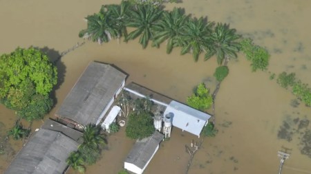 UNGRD activó pagos de $500 mil pesos para 135 familias damnificadas en Antioquia Imágenes aéreas muestran magnitud de las inundaciones en Córdoba