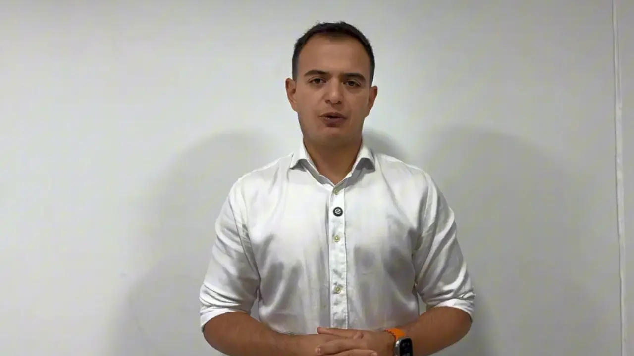 Andrés Tobón, concejal de Medellín, denuncia improvisación en negociación de paz urbana en el Valle de Aburrá