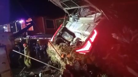Bus se va al abismo en Santa Bárbara