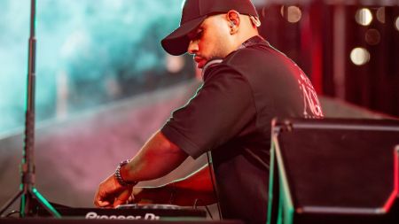 La industria musical de la ciudad eleva sus estándares y consolida la proyección de DJs y productores