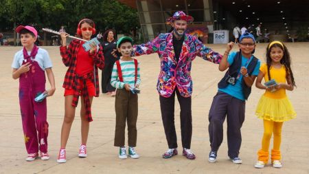 Programas artísticos gratuitos llegan a toda la ciudad con 136 espacios de formación