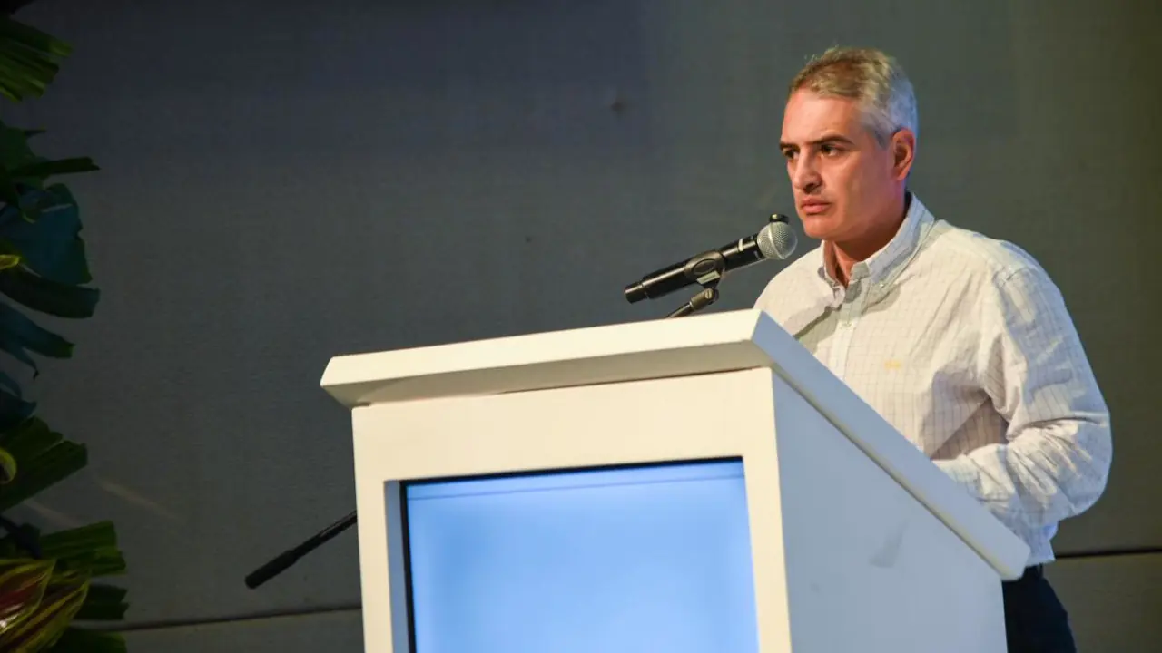 Gobernador insiste en aspersión con drones y asistencia militar para el norte de Antioquia