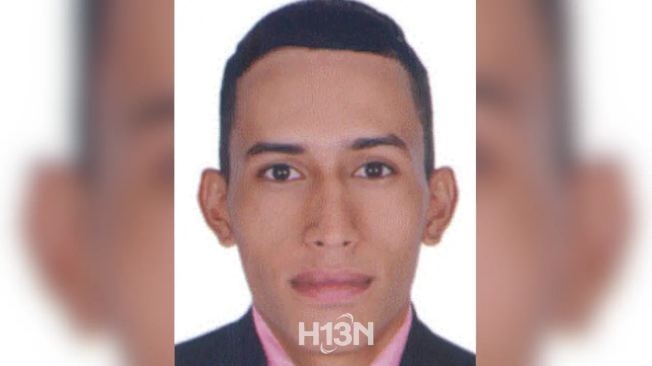 Juan David Guzman Ramírez está en Medicina Legal de Medellín