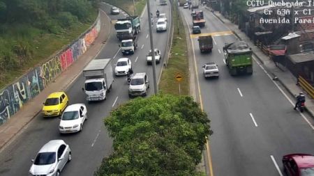 Incidente en la Avenida Regional Occidental genera congestión a la altura del polideportivo Incidente en la Avenida Regional Occidental genera congestión a la altura del polideportivo