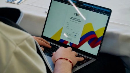 Más de 300 observadores internacionales vigilarán las elecciones en Colombia