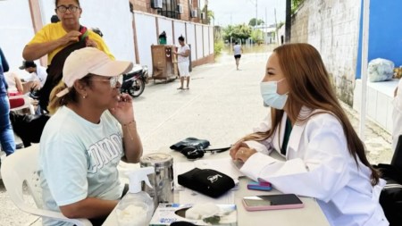 Médicos en Córdoba se unieron para atender a afectados por inundaciones
