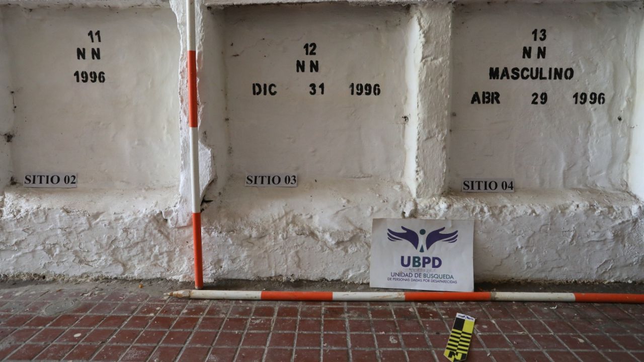 Comenzó intervención en el cementerio de Copacabana para hallar a los desaparecidos que fueron arrogados al río Medellín y la autopista
