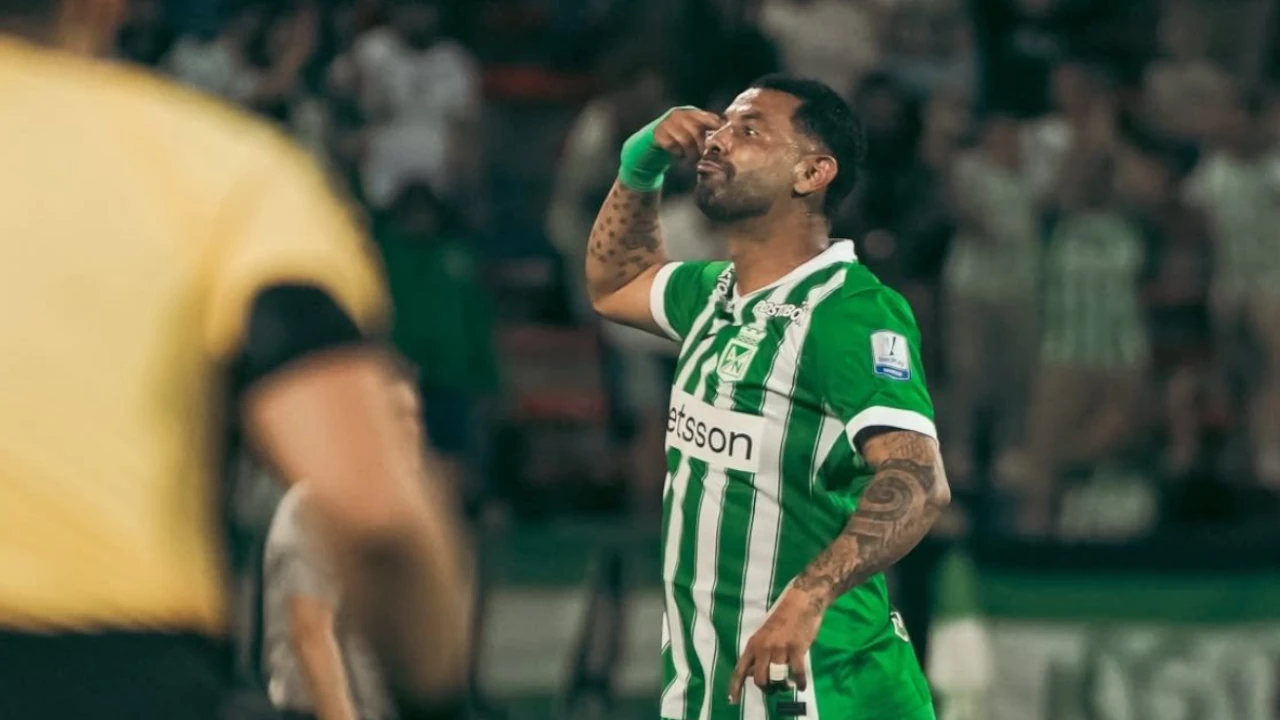 Edwin Cardona deberá pagar fecha de sanción por infracción en el partido São Paulo vs Nacional