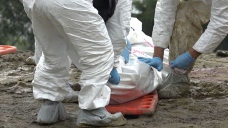 ¡Otra vez! Dejaron un cuerpo tirado a la orilla de la autopista Medellín-Bogotá