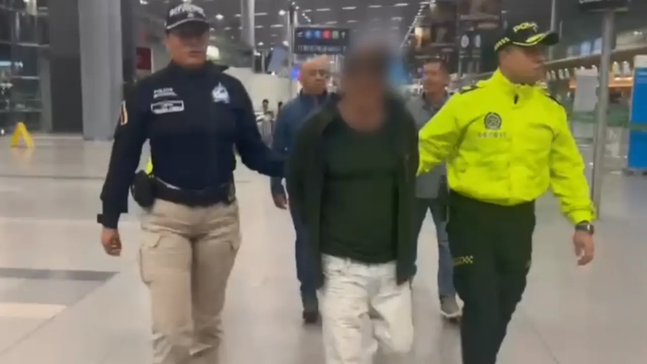 Extraditan a Colombia al hombre conocido como el “Monstruo de Latinoamérica”