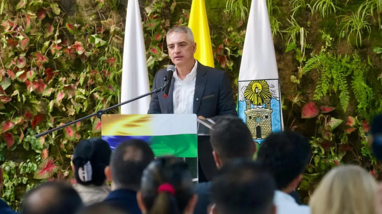 Gobernador Andrés Julián Rendón invita a los ciudadanos a acudir a las urnas