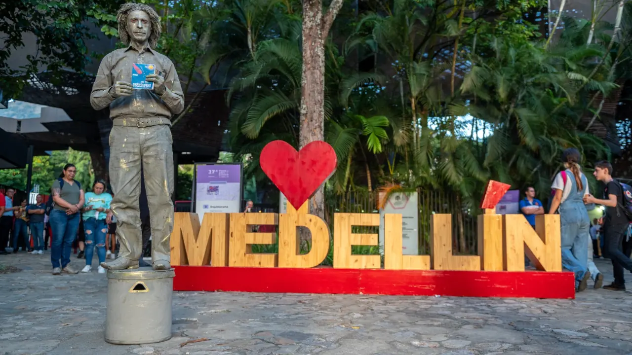 Medellín fue elegida Capital Mundial del Libro 2027 por la Unesco