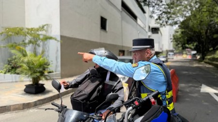 Medellín implementa nuevas vías, parqueos y acopios de taxis para mejorar circulación en San Diego y Perpetuo Socorro