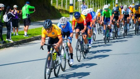 Velocidad y estrategia marcaron la segunda etapa de la Clásica de Ciclismo en Rionegro