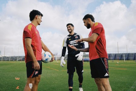 Medellín y Juventud se juegan los primeros 90 minutos del pase a grupos de Copa Libertadores Deportivo Independiente Medellín tiene todas sus fichas disponibles y ajusta detalles para el encuentro ante Juventud en Montevideo