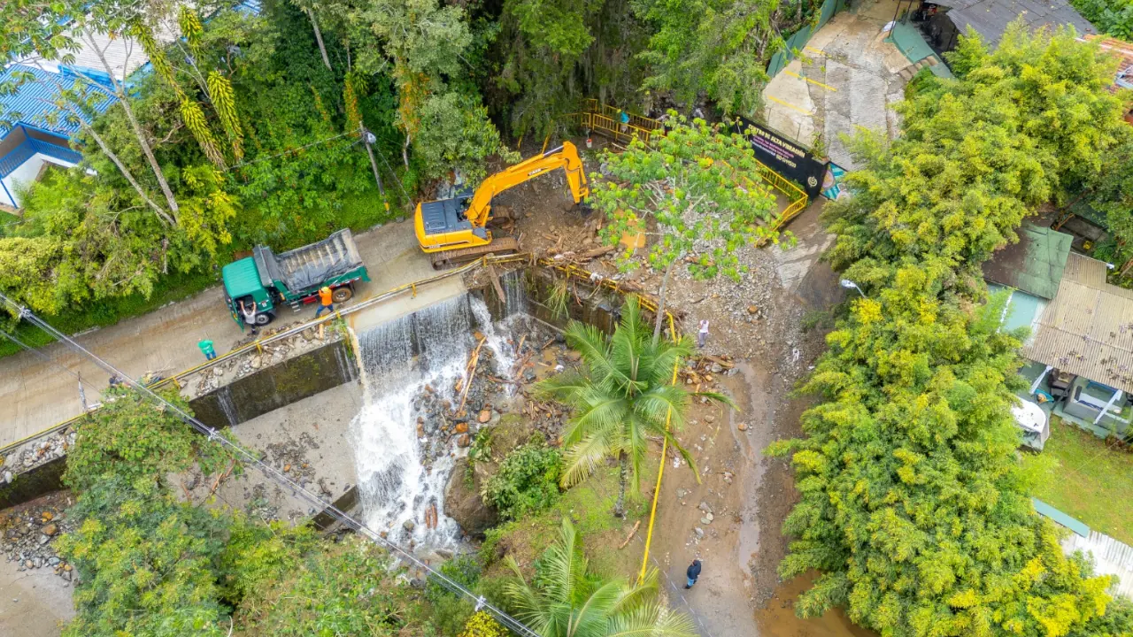 Autoridades de Medellín vigilan de cerca quebradas La Presidenta, La Aguacatala y La Picacha por lluvias