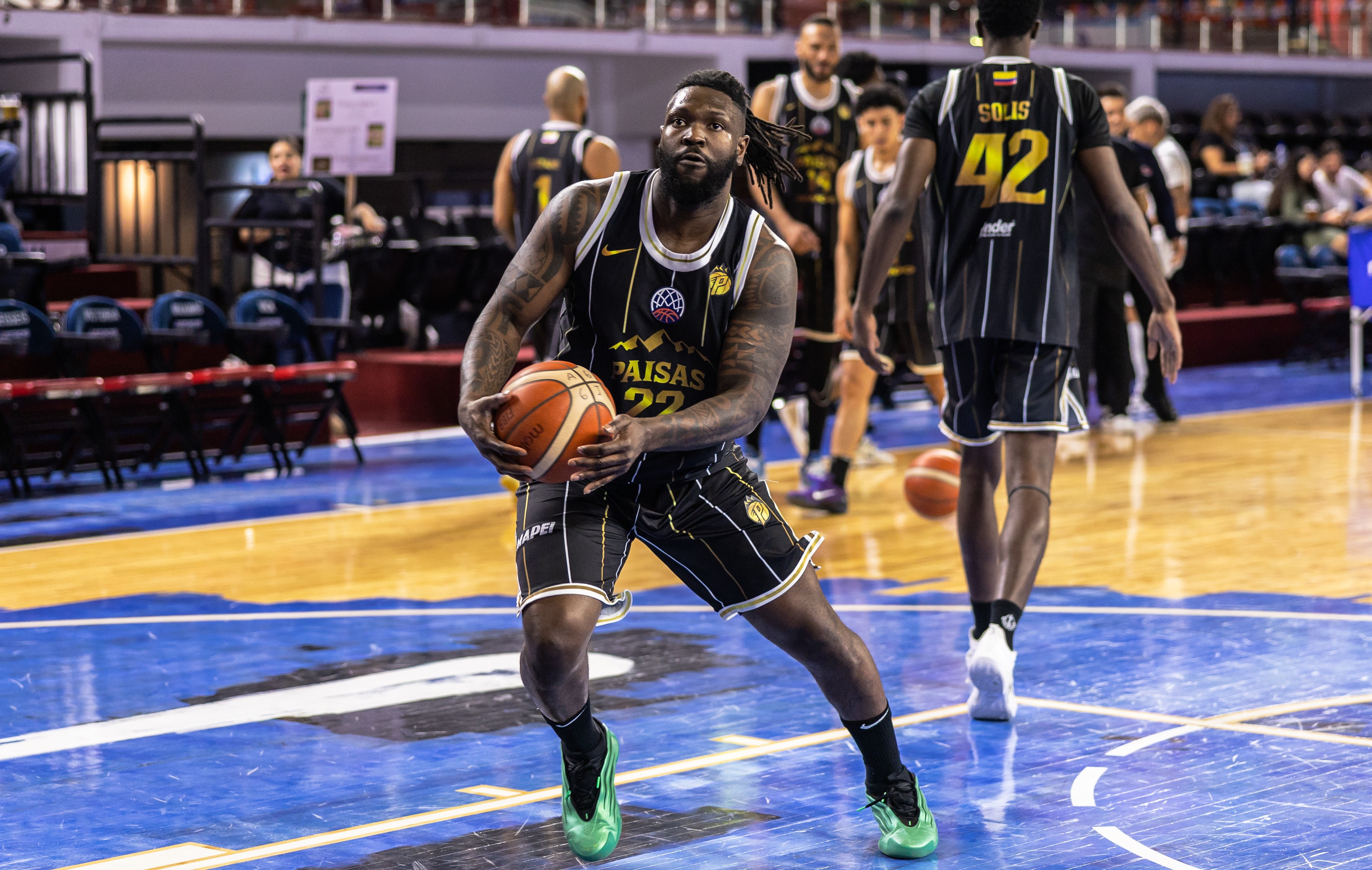 El quinteto Paisas enfrenta esta noche a Nacional de Uruguay en el Coliseo Iván de Bedout