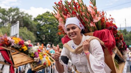 Entre flores y tradición vuelve el Festival de la Silleta a Santa Elena