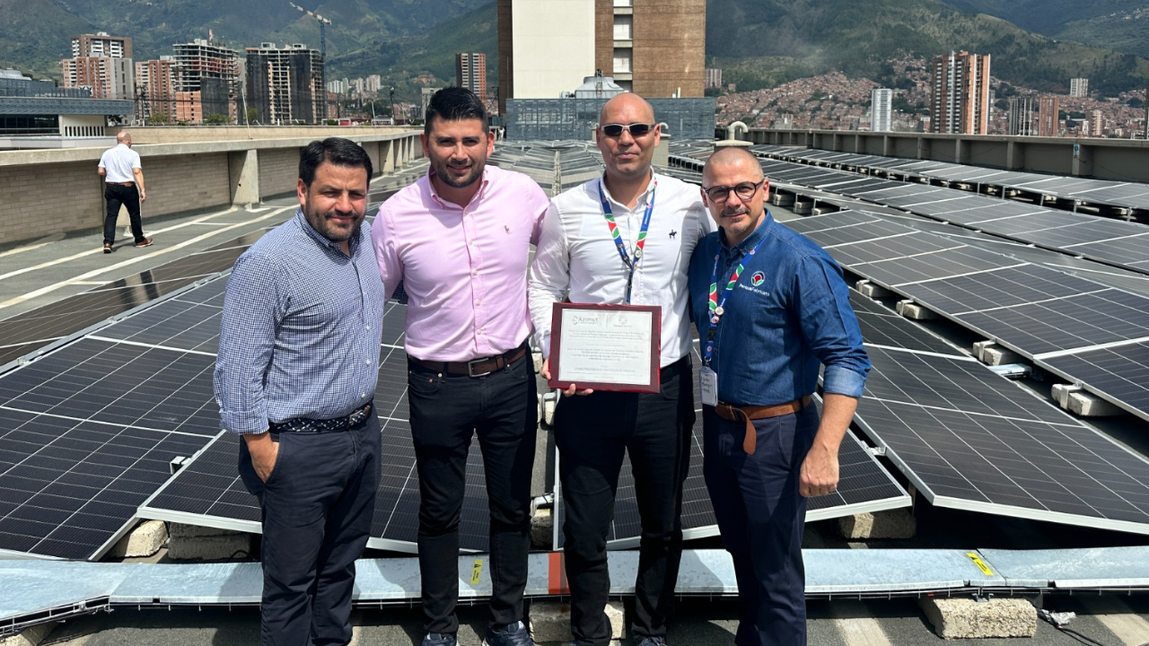 "Un impacto para el medio ambiente": con 444 paneles de energía solar se mantiene Fabricato