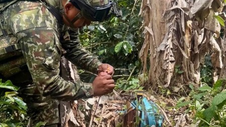 Ejército halló y destruyó un artefacto explosivo en zona rural de Yarumal Ejército halló y destruyó un artefacto explosivo en zona rural de Yarumal