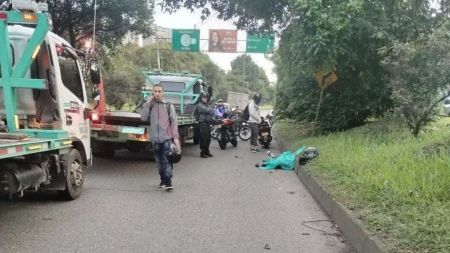 Motociclista murió en accidente en la avenida Regional, a la altura de Itagüí Motociclista Regional