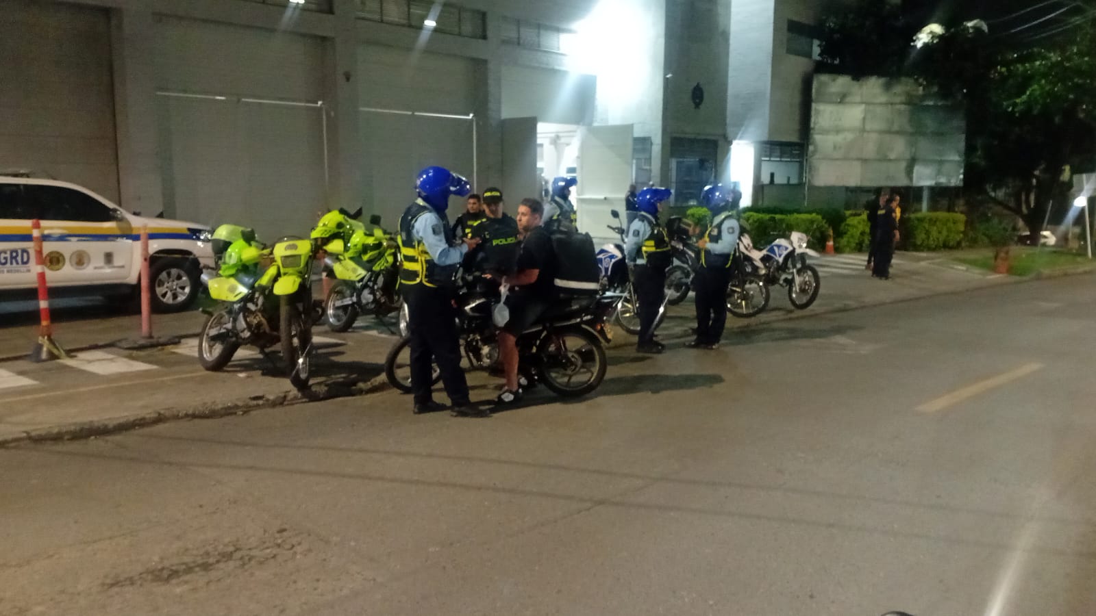 Autoridades refuerzan controles de tránsito en estaciones de bomberos de Campo Valdés ante denuncias ciudadanas