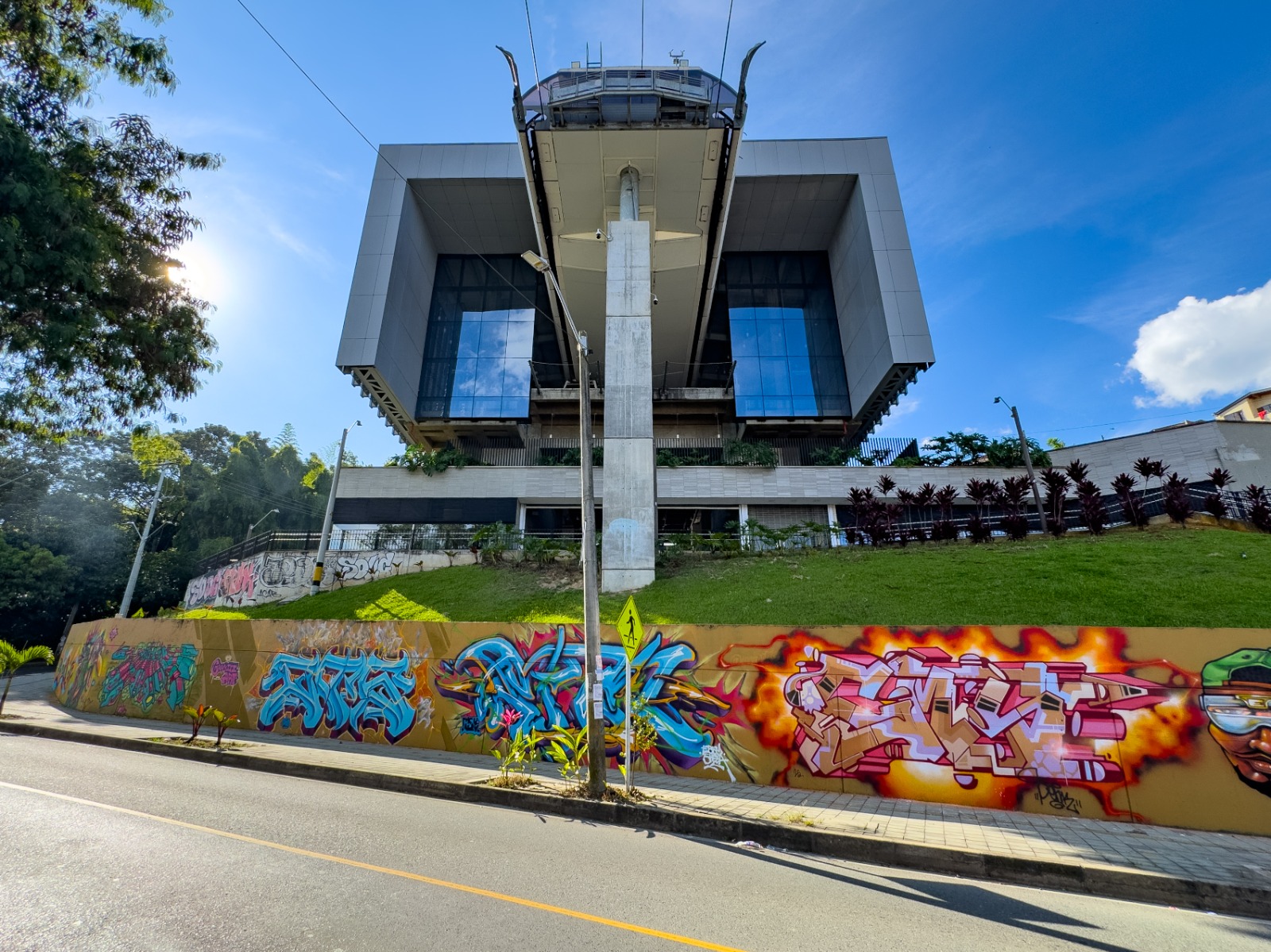 Escuelas de grafiti podrán acceder a incentivos para fortalecer su trabajo en los barrios