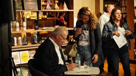 Abren convocatoria del Premio León de Greiff para escritores latinoamericanos