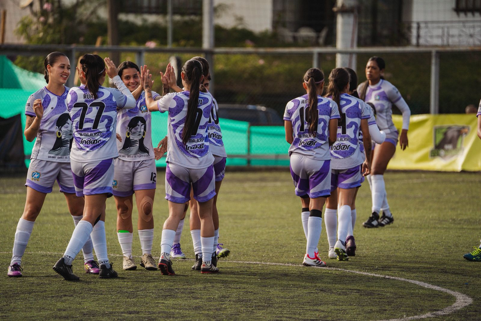 Equipos juveniles compiten en un torneo de fútbol que combina partidos con retos fuera de la cancha enfocados en el entorno y la comunidad