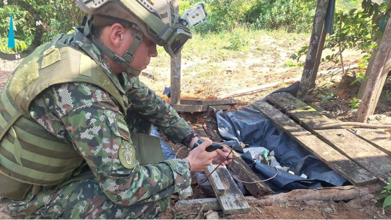 Ejército Nacional evita dos atentados con explosivos en Antioquia Atentados contra Ejército