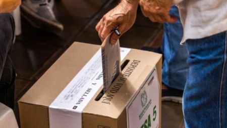 FOTO: Así fue como quedaron ubicados los candidatos presidenciales en el tarjetón Cómo reclamar el medio día libre luego de votar en las elecciones de este domingo 8 de marzo