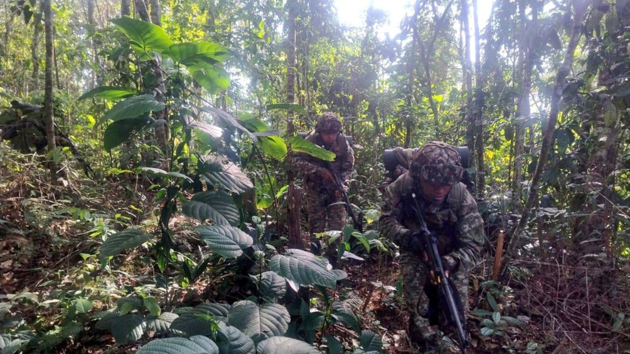 Operaciones del Ejército en Segovia buscan capturar a los responsables de los ataques a civiles - soldados