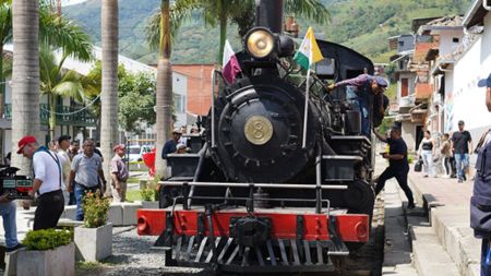 Más de un siglo después, la Locomotora 8 reaviva el legado ferroviario de Antioquia