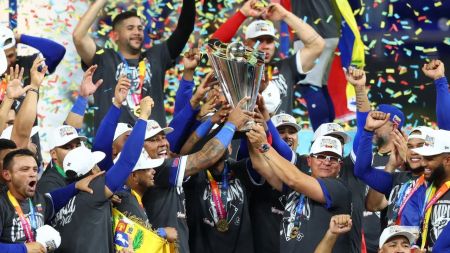 Venezuela hace historia en el béisbol: es campeón mundial luego de vencer 3-2 a EE. UU. en una final de infarto