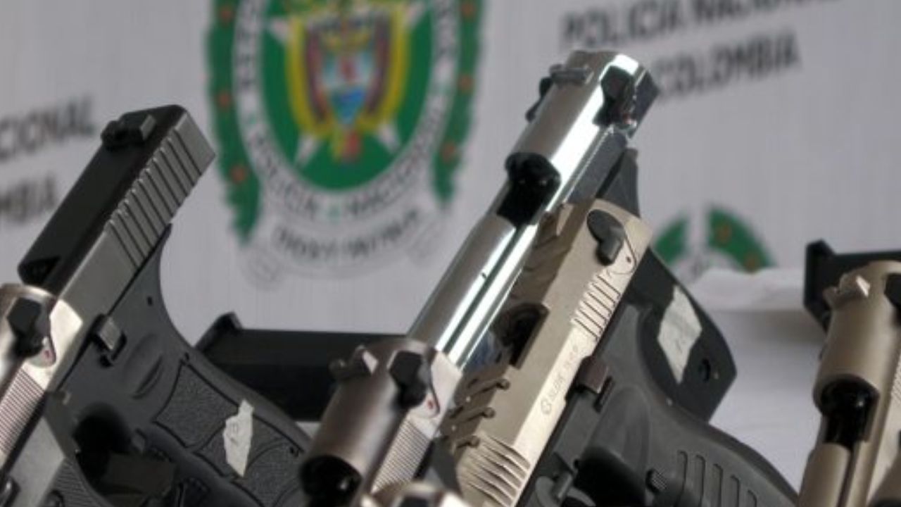 Un joven de 21 años fue capturado con un revólver sin permiso en el centro de Medellín kath pag 4