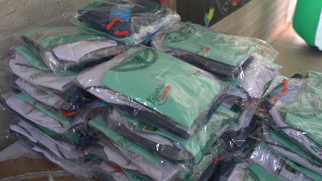 lienzo 1280 marca agua