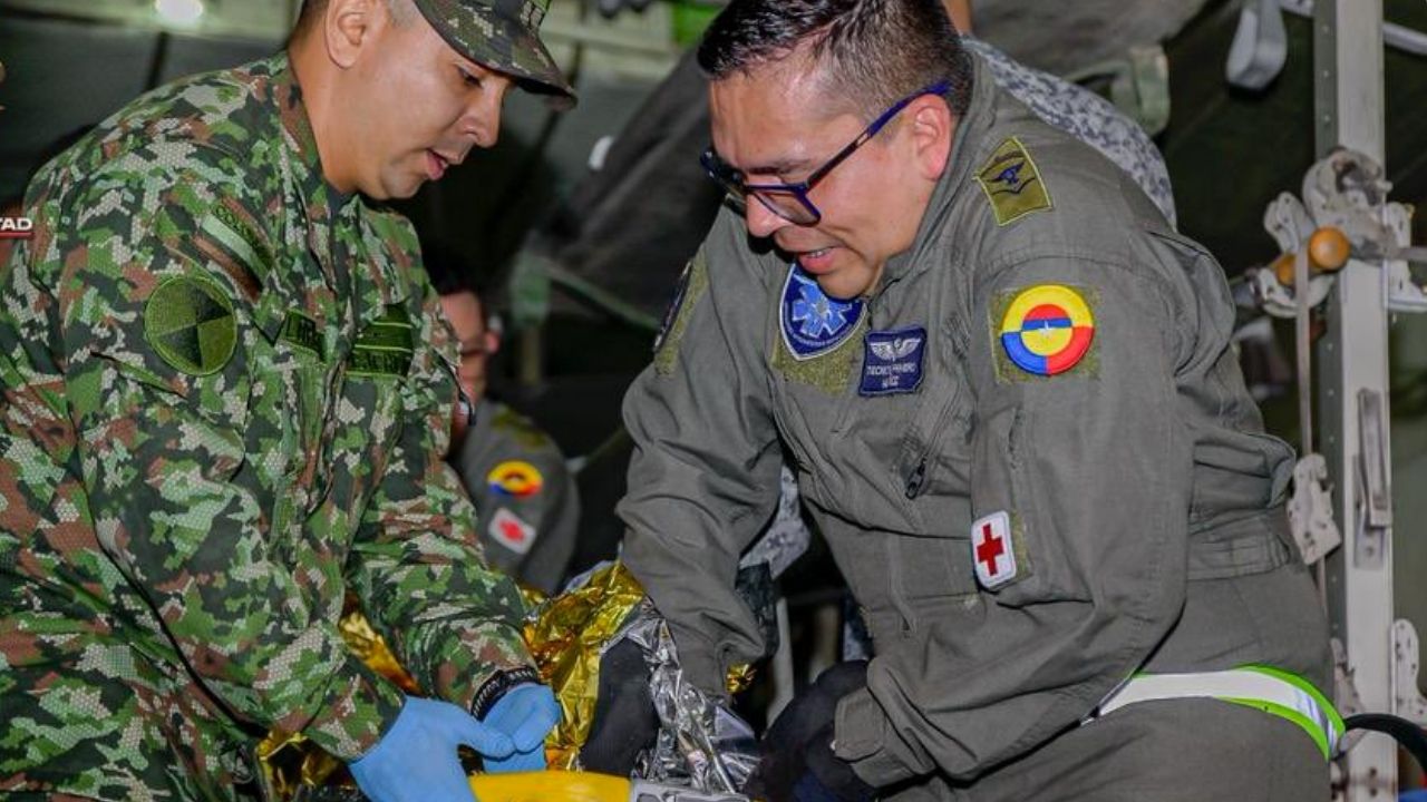 Oficial: son 66 los fallecidos que dejó la caída del avión militar y hay 4 desaparecidos en el sur de Colombia Oficial: son 66 los fallecidos que dejó la caída del avión militar y hay 4 desaparecidos en el sur de Colombia
