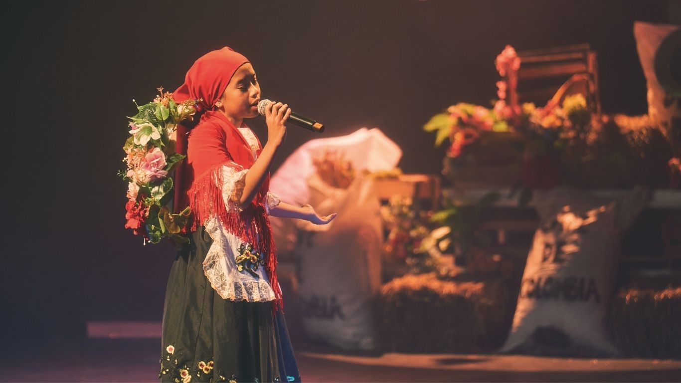 Voces que cruzan fronteras: jóvenes colombianos llevarán la música andina a Disney y Brasil