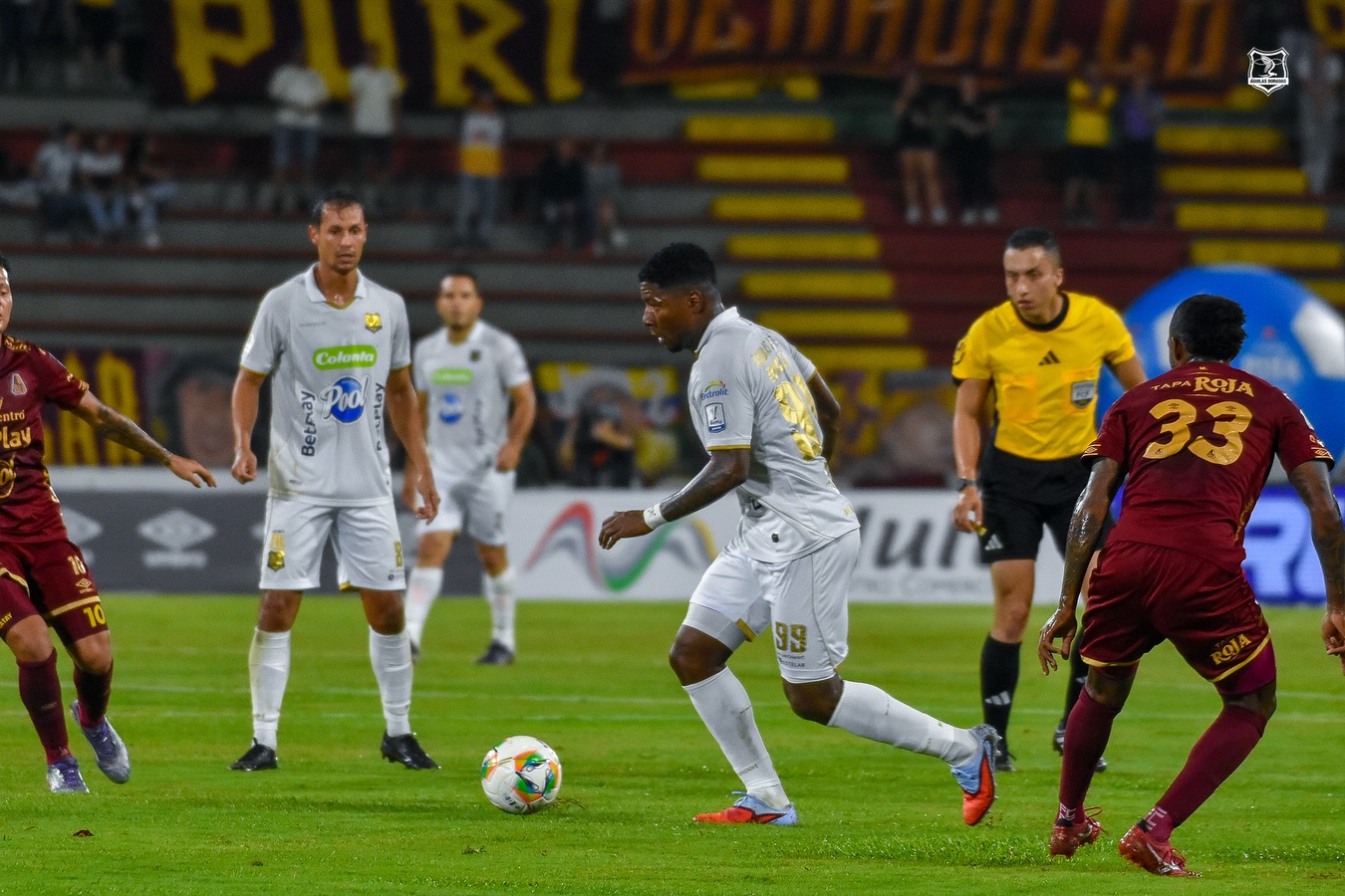 Águilas Doradas se desmorona en Ibagué y sufre dura goleada ante Tolima