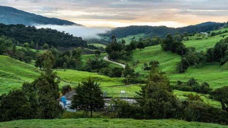 Cayó una granizada en los Llanos de Cuivá de Yarumal, dejando afectaciones por unundacion en algunas zonas