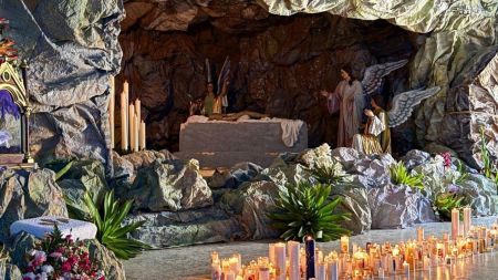 Caramanta extiende durante un mes la exposición de su Santo Sepulcro inmersivo tras la Semana Santa