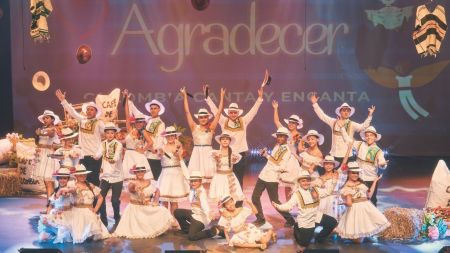 Voces que cruzan fronteras: jóvenes colombianos llevarán la música andina a Disney y Brasil