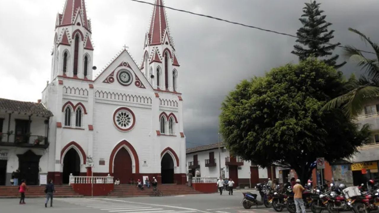 Denuncian amenazas contra un concejal y una lideresa ambiental en La Ceja