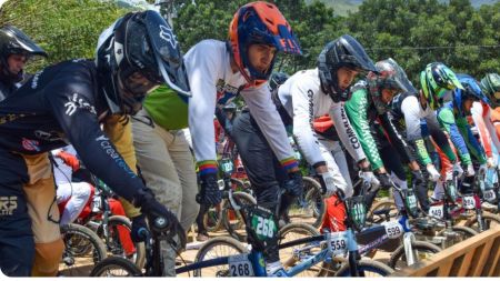 El BMX antioqueño midió fuerzas en Copacabana de cara al Panamericano